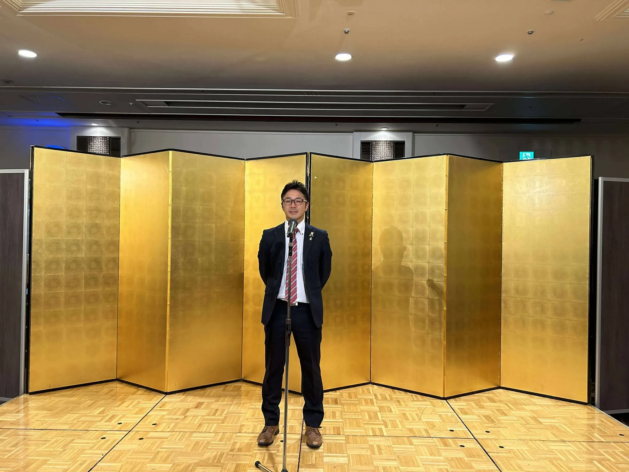 外壁塗装のための足場の様子